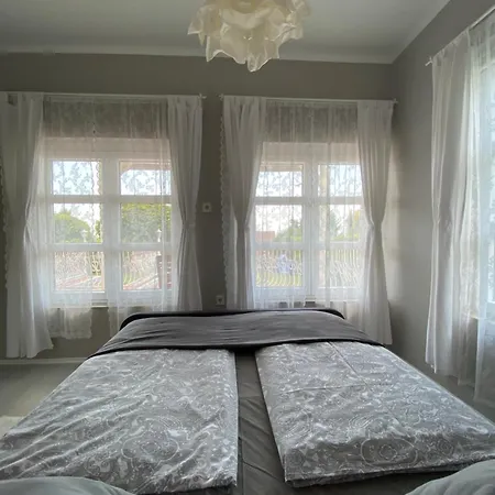 Vazsonyi Vendeghaz Guest house Balatonfured