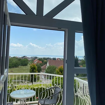 Vazsonyi Vendeghaz Balatonfured