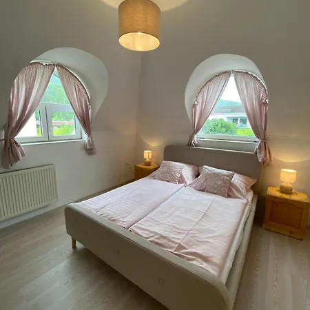 Vazsonyi Vendeghaz Balatonfured